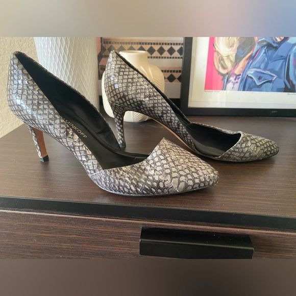 Rebecca Minkoff Shoes - Rebecca Minkoff Gray/Silver Snake Print Leather D’Orsay Heels - Size 8